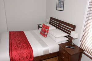 Double rooms at Warkworth House, Cambridge